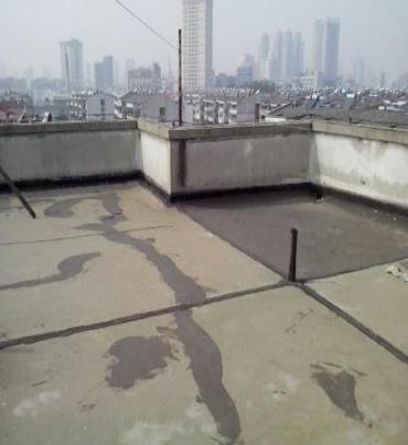 丹巴漏水维修 楼顶漏水是什么原因，楼顶漏水维修方法是什么?